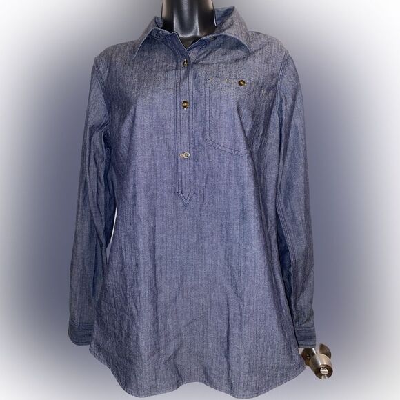 Carhartt Womens Small Long Sleeve Half Button Collared Denim Blue Chambray Shirt - Picture 1 of 4
